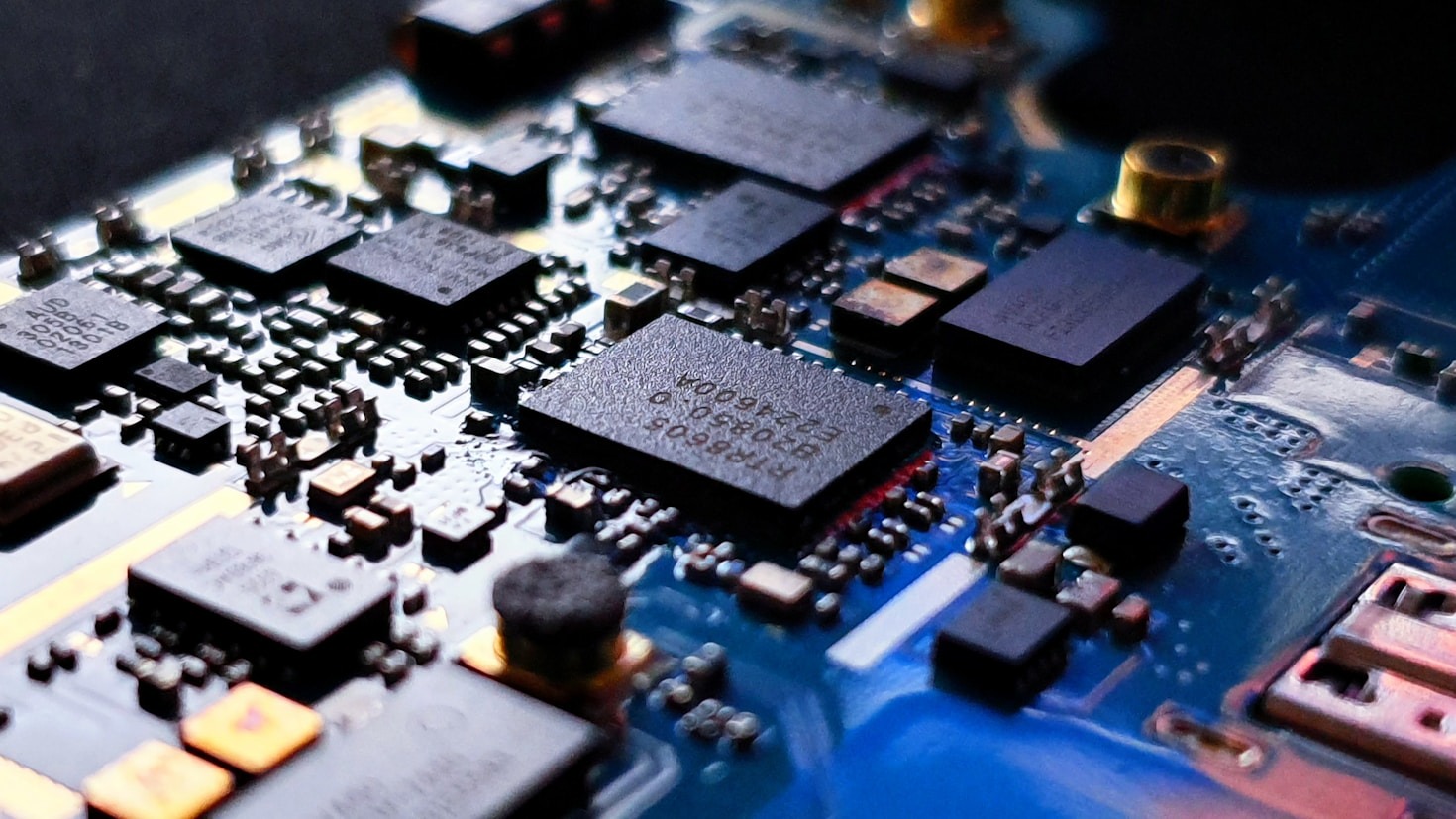 Top 5 Breakthroughs in Modern Tech